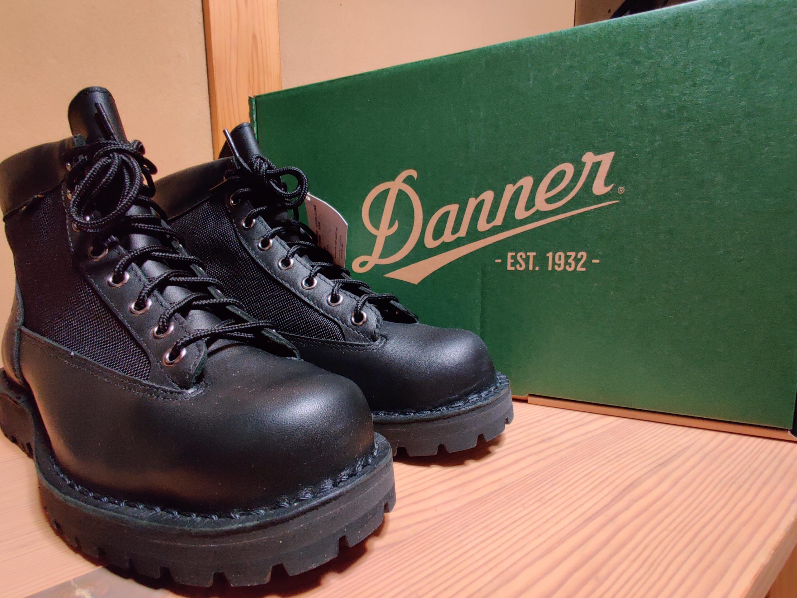 ☆中古美品☆DANNER FIELD ダナーフィールド 黒+radiokameleon.ba